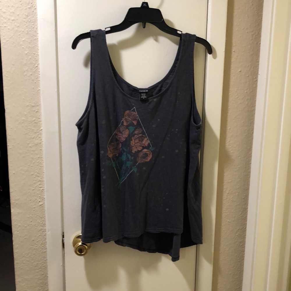 Torrid gray with flowers loose fitting tank top